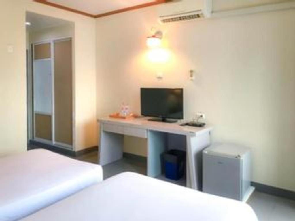 J Two S Pratunam Hotel Bangkok Dış mekan fotoğraf