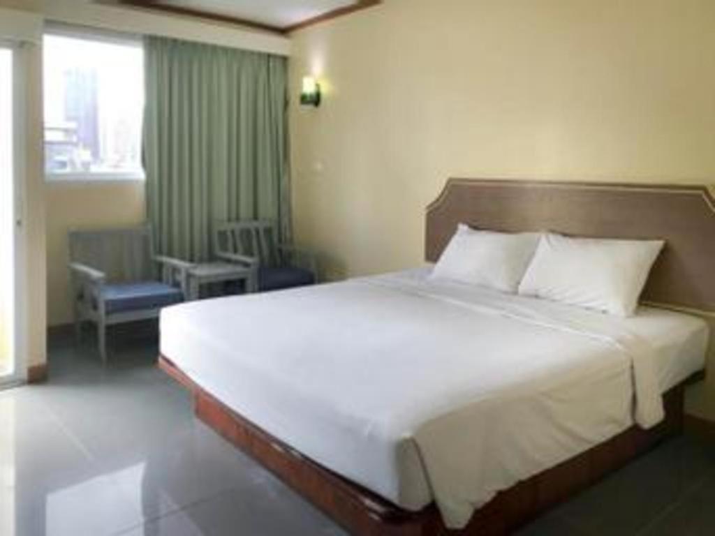 J Two S Pratunam Hotel Bangkok Dış mekan fotoğraf