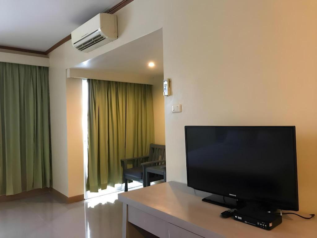 J Two S Pratunam Hotel Bangkok Dış mekan fotoğraf
