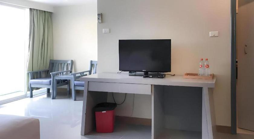 J Two S Pratunam Hotel Bangkok Dış mekan fotoğraf