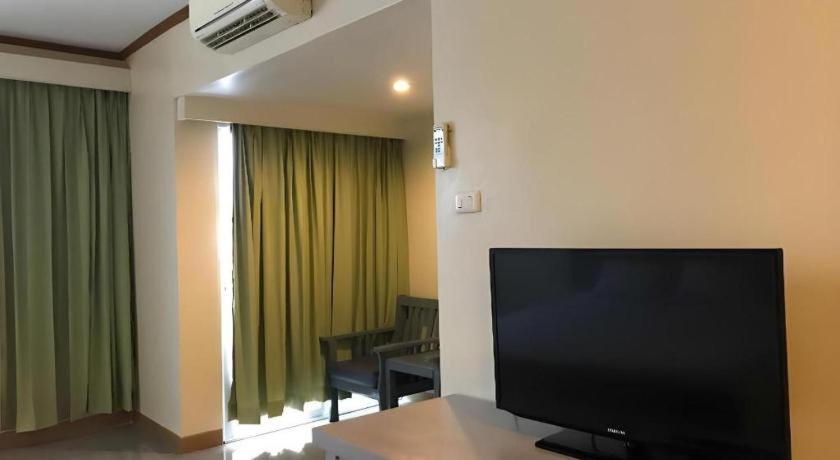 J Two S Pratunam Hotel Bangkok Dış mekan fotoğraf