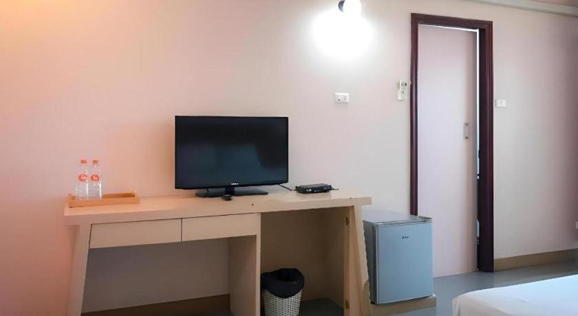 J Two S Pratunam Hotel Bangkok Dış mekan fotoğraf